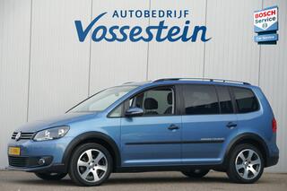 Volkswagen TOURAN 1.4 TSI Cross 7p. 170pk / 7-Persoons / Panoramadak / Automaat / Trekhaak / NL-Auto