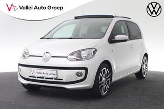 Volkswagen UP! 1.0 60PK high up! BlueMotion | Pano | Navi | Airco | Cruise | Fender sound | 16 inch