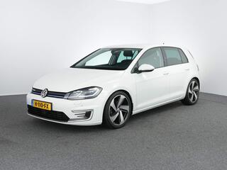 Volkswagen e-Golf Warmtepomp | ACC | Virtual | 18" LM