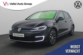 Volkswagen e-Golf e-Golf 136PK - incl. BTW | Warmtepomp | Keyless | Camera | ACC | 17 inch