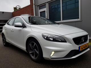 Volvo V40 D2 2.0 R Design 137.569Km Navi Leder Zgoh