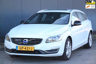 Volvo V60 2.4 D6 AWD Plug-In Hybrid R-Design Elek.Dak/Camera/Adaptive/Parkeersensor v,a/Trekhaak afneembaar