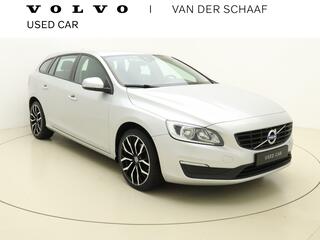 Volvo V60 T2 122pk Automaat Nordic / 18'' / Cruise Control / Navigatie / Bluetooth / Trekhaak / Airco / PDC Achter /