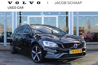 Volvo V60 T4 Business Sport / Standkachel /  Keyless entry / Schuif/kanteldak / Camera / Getint glas