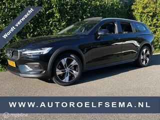 Volvo V60 CROSS COUNTRY 2.0 T5 AWD Pro