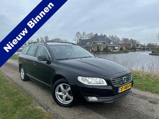 Volvo V70 2.0 T5 Inscription Edition Adaptive Cruise / Automaat / Spoorwissel assistent