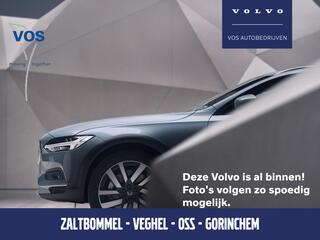 Volvo XC40 T5 AWD Momentum Pro | Parkeersensoren | Panorama dak | Apple CarPlay | Lichtmetalen velgen 21"